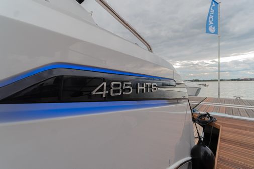 Galeon 485 HTS image