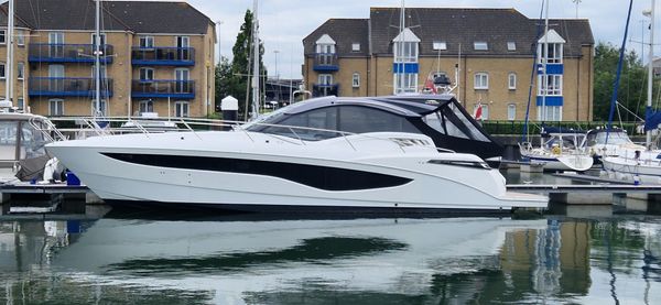 Galeon 485 HTS image