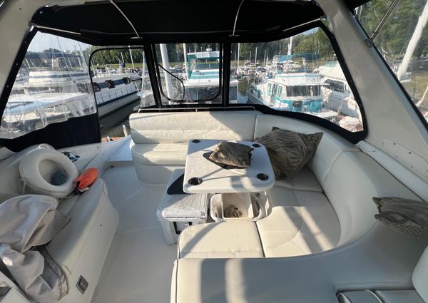 Carver 530 Voyager Pilothouse image