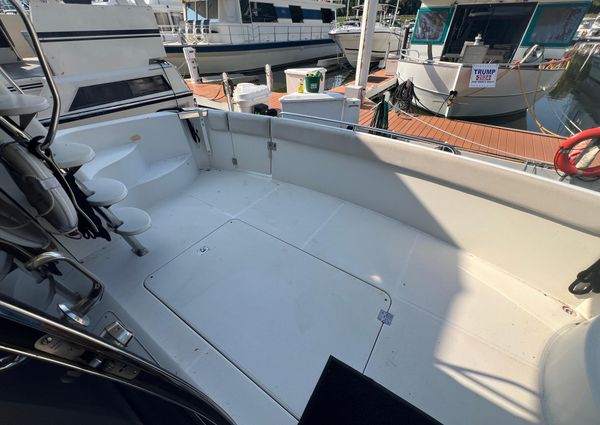 Carver 530 Voyager Pilothouse image