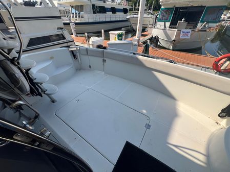 Carver 530 Voyager Pilothouse image