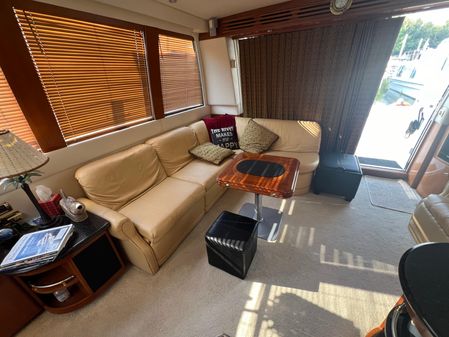 Carver 530 Voyager Pilothouse image