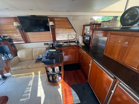 Carver 530 Voyager Pilothouse image