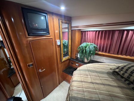 Carver 530 Voyager Pilothouse image