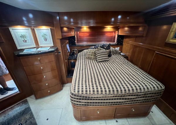 Carver 530 Voyager Pilothouse image