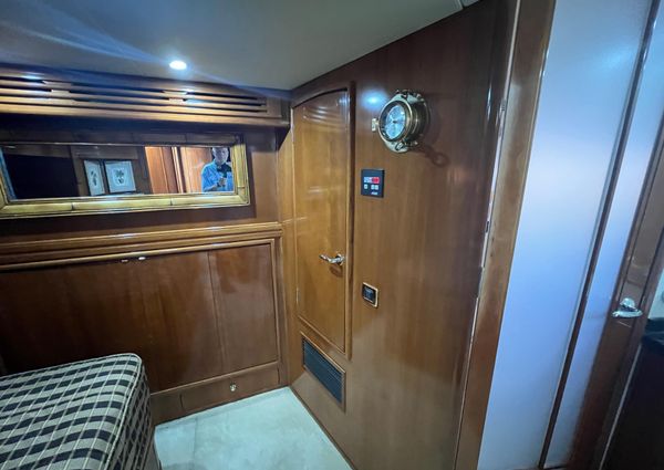 Carver 530 Voyager Pilothouse image