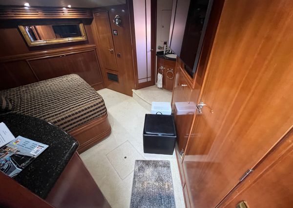 Carver 530 Voyager Pilothouse image