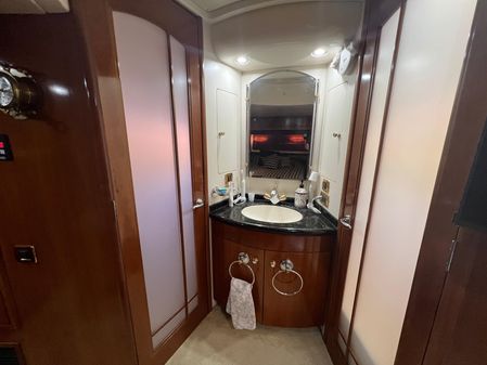 Carver 530 Voyager Pilothouse image