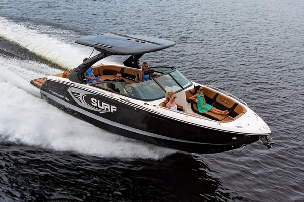 Chaparral 28 Surf - main image