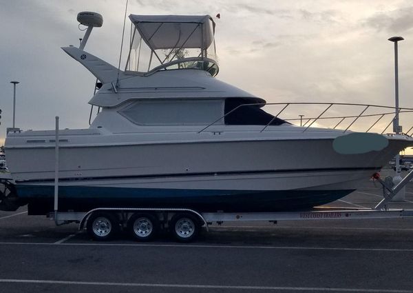 Bayliner 2858 Ciera Command Bridge image