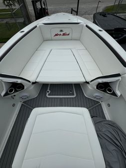 Nor-Tech 390 Sport Center Console image