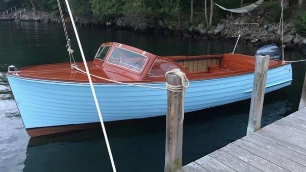 Lyman 18 Outboard