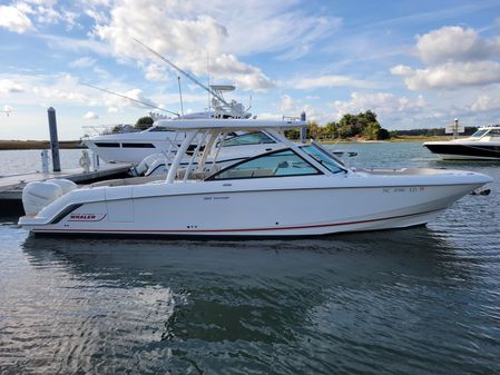Boston Whaler 320 Vantage image