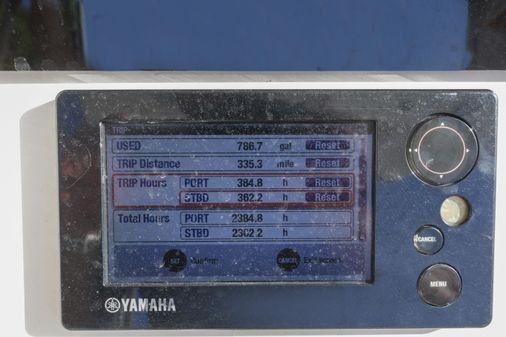 Regulator 28 Forward Seating image