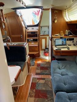 Catalina 34 image