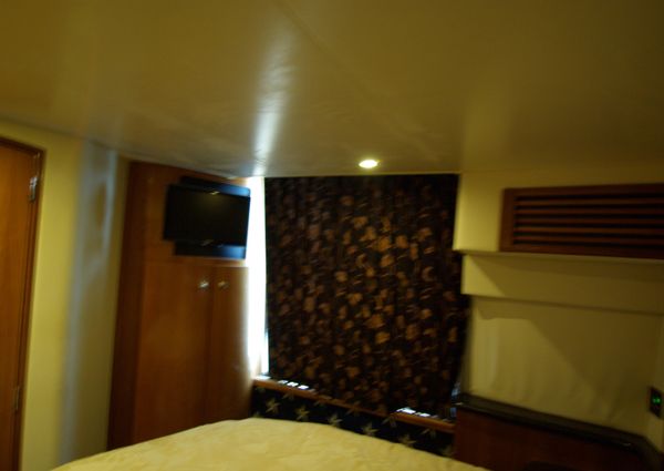 Carver 444 Cockpit Motoryacht image