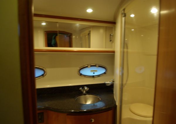 Carver 444 Cockpit Motoryacht image