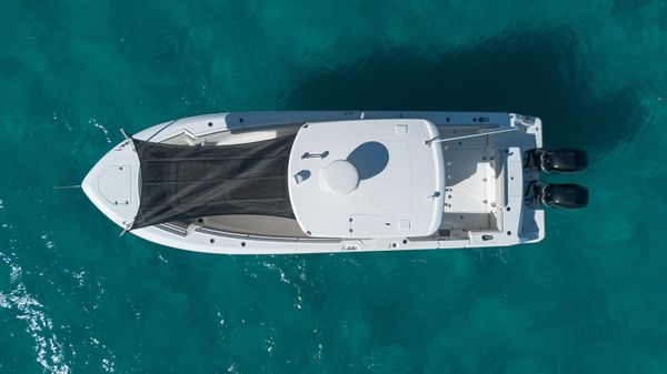 Boston Whaler 330 Outrage image