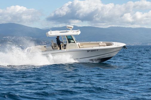 Boston Whaler 330 Outrage image