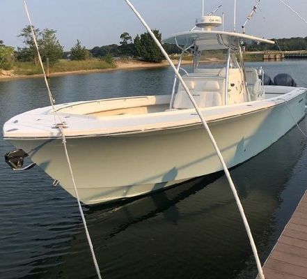 Regulator 34 Center Console - main image