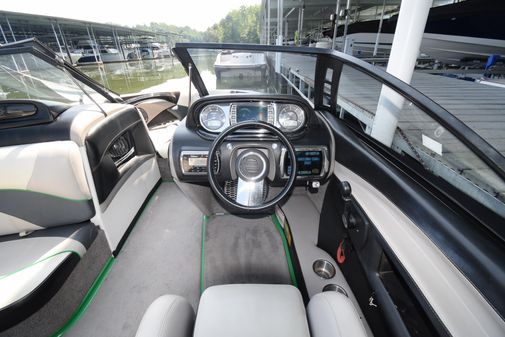 Malibu Wakesetter 23 LSV image