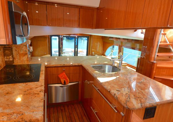 Hatteras 64 Motoryacht image