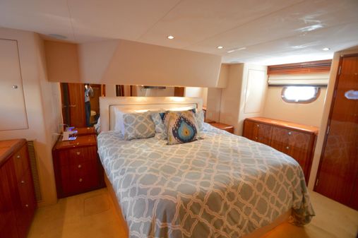 Hatteras 64 Motoryacht image