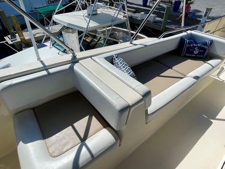 Mainship 400 Trawler image