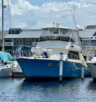 Hatteras 52 image