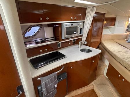 Sea Ray 310 Sundancer image