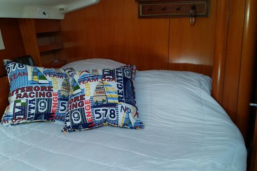 Beneteau First 42S7 image
