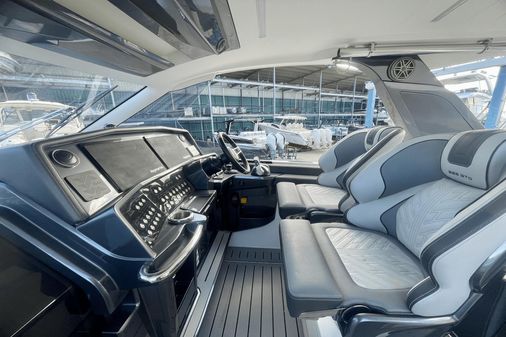 Galeon 325 GTO image