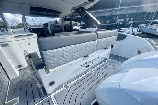 Galeon 325 GTO image