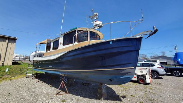 Ranger Tugs R-27 image