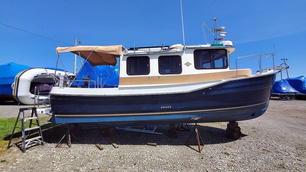 Ranger Tugs R-27 image