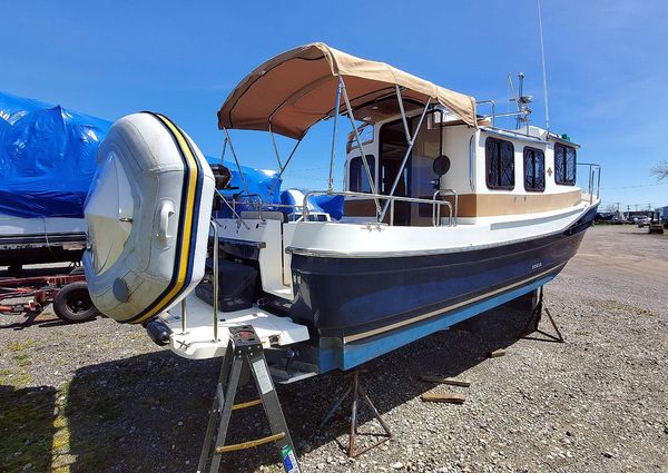 Ranger Tugs R-27 image