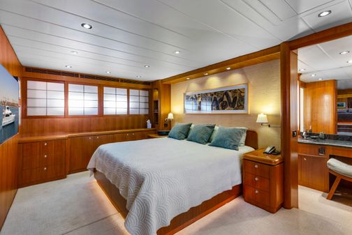 Horizon Custom Yacht image