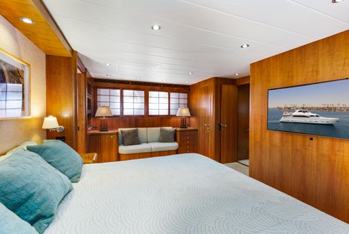 Horizon Custom Yacht image