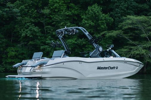 Mastercraft X22 image