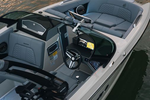 Mastercraft X22 image