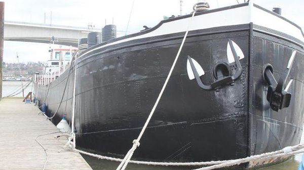 Dutch Barge Kempenaar 41m
