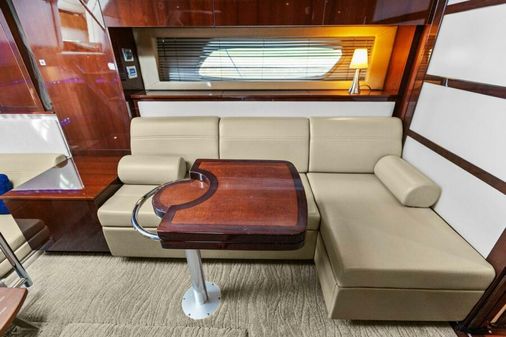 Sea Ray 450 Sundancer image