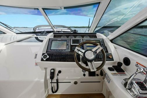 Sea Ray 450 Sundancer image