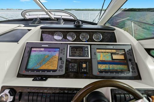 Sea Ray 450 Sundancer image