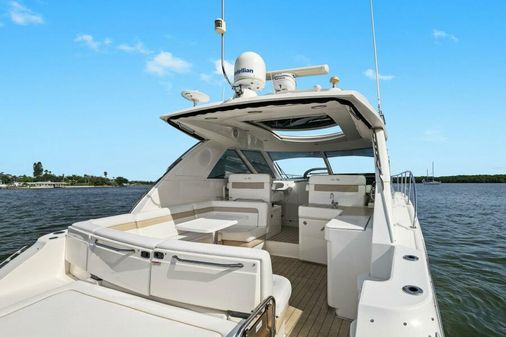 Sea Ray 450 Sundancer image