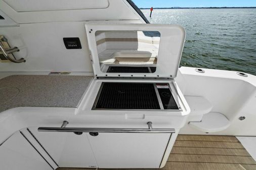 Sea Ray 450 Sundancer image