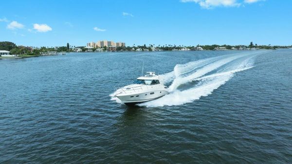 Sea Ray 450 Sundancer image