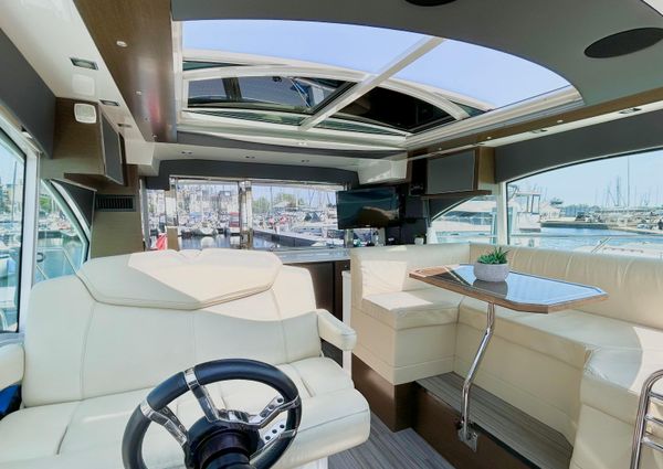 Cruisers Yachts 45 Cantius image