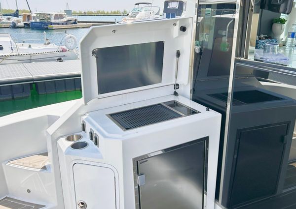 Cruisers Yachts 45 Cantius image