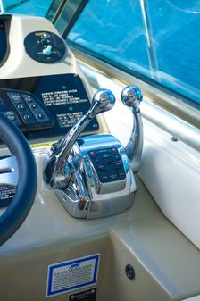 Sea-ray 370-SUNDANCER image